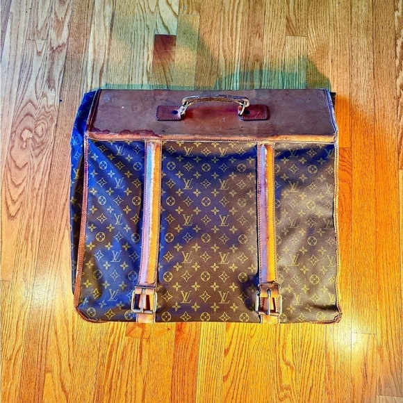 LOUIS VUITTON 1960s Vintage Suitcase Bag  | Great for Dresses & Suits π€©πβ - Picture 4 of 15